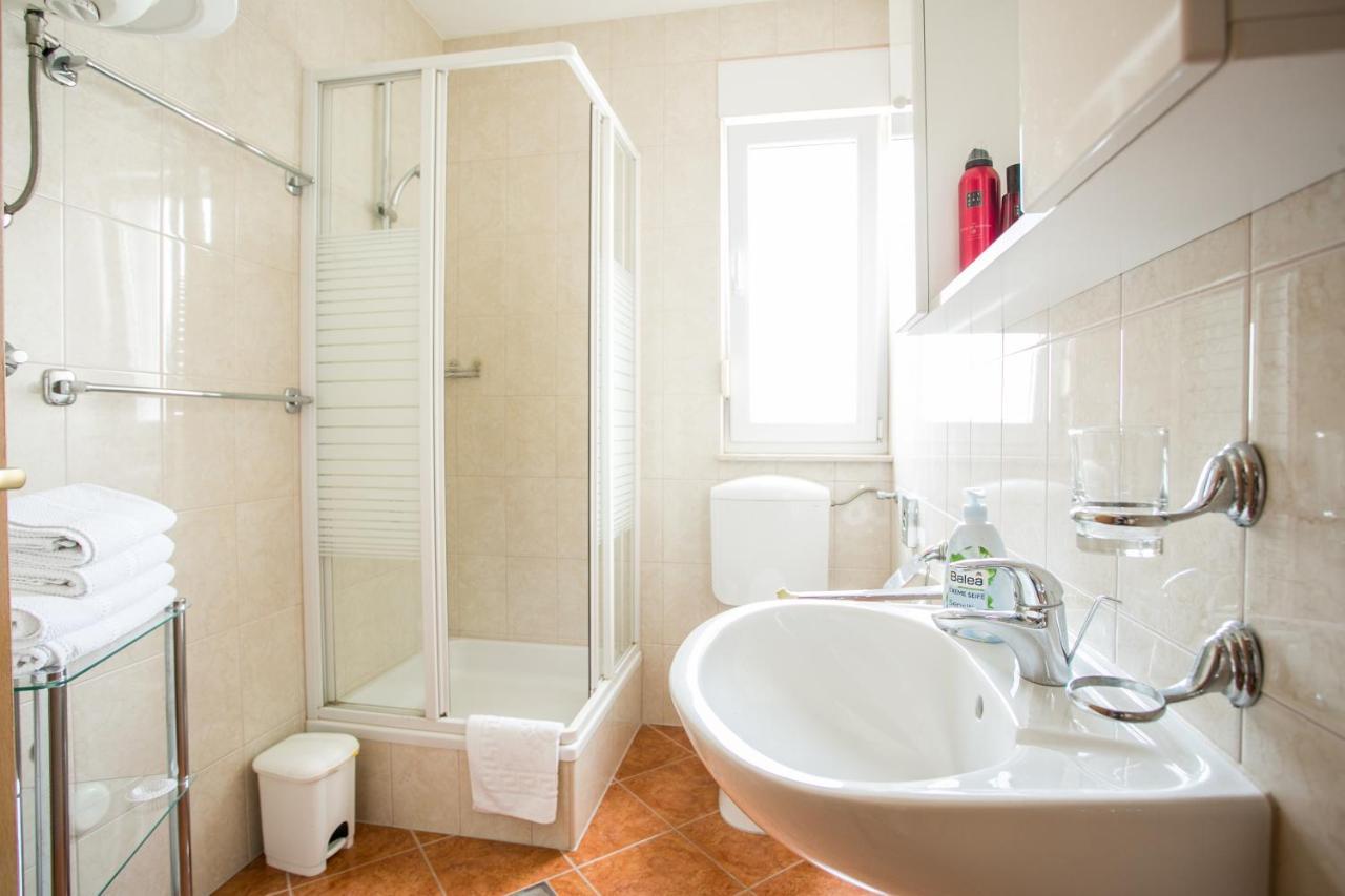 Apartments Bili Trogir Luaran gambar